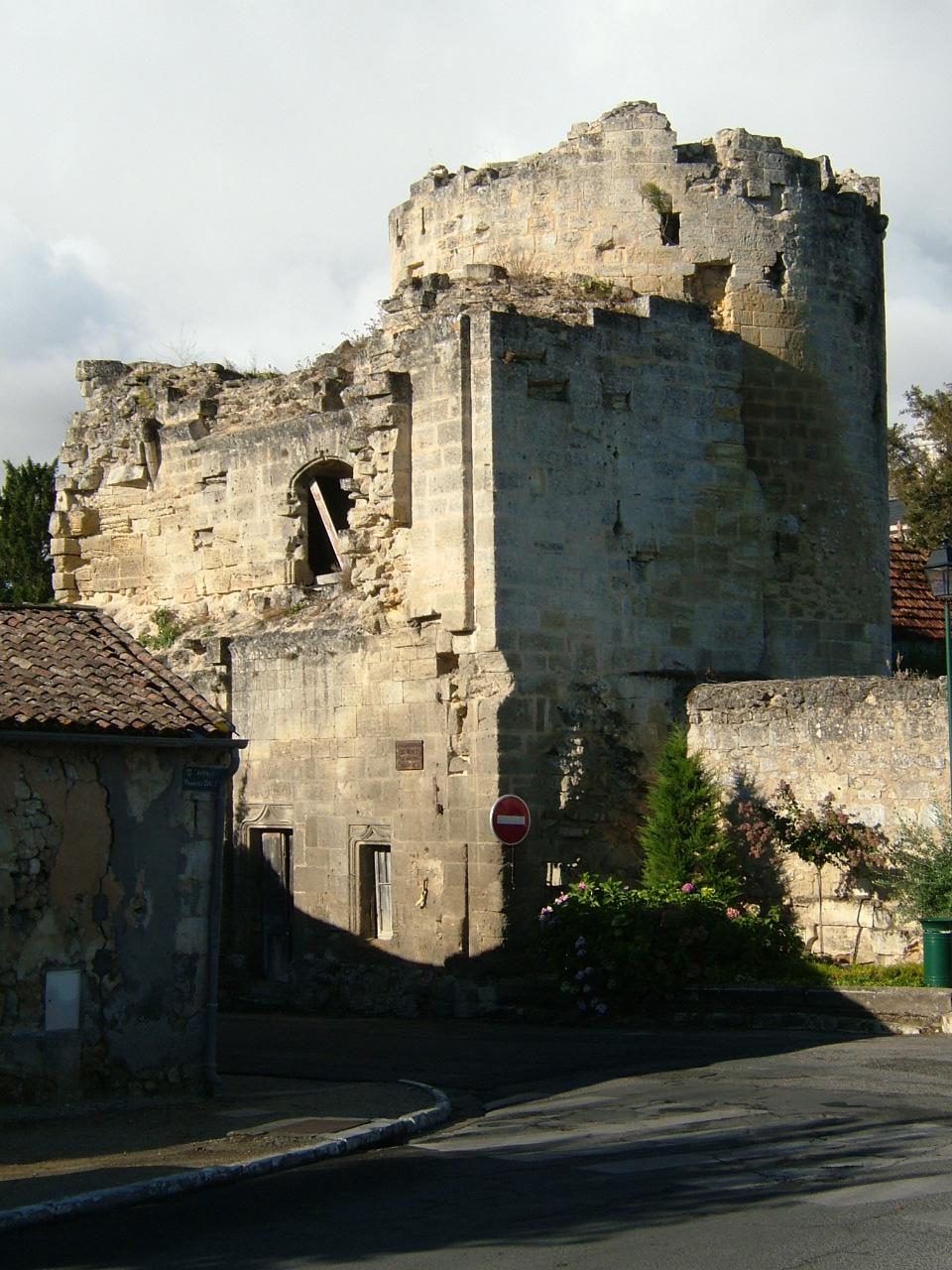 La porte de Blaye à Bourg-sur-Gironde